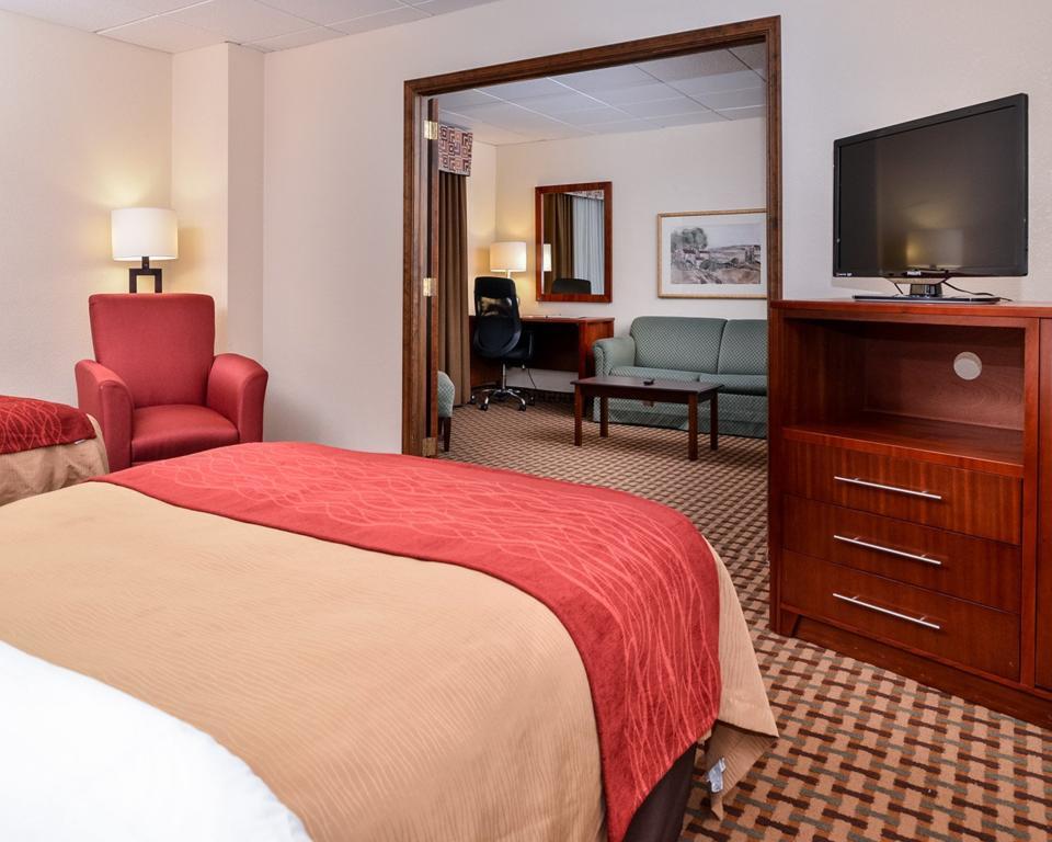 Quality Inn And Suites Conference Center Richmond Exteriér fotografie