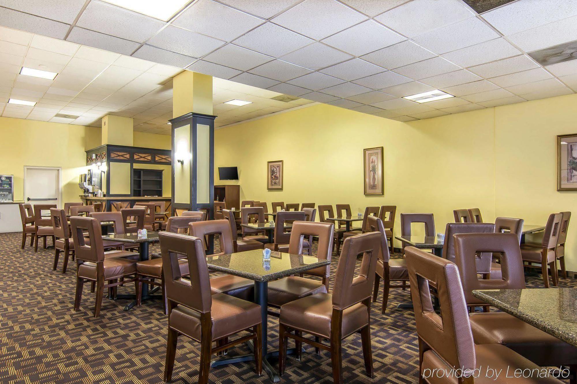 Quality Inn And Suites Conference Center Richmond Exteriér fotografie