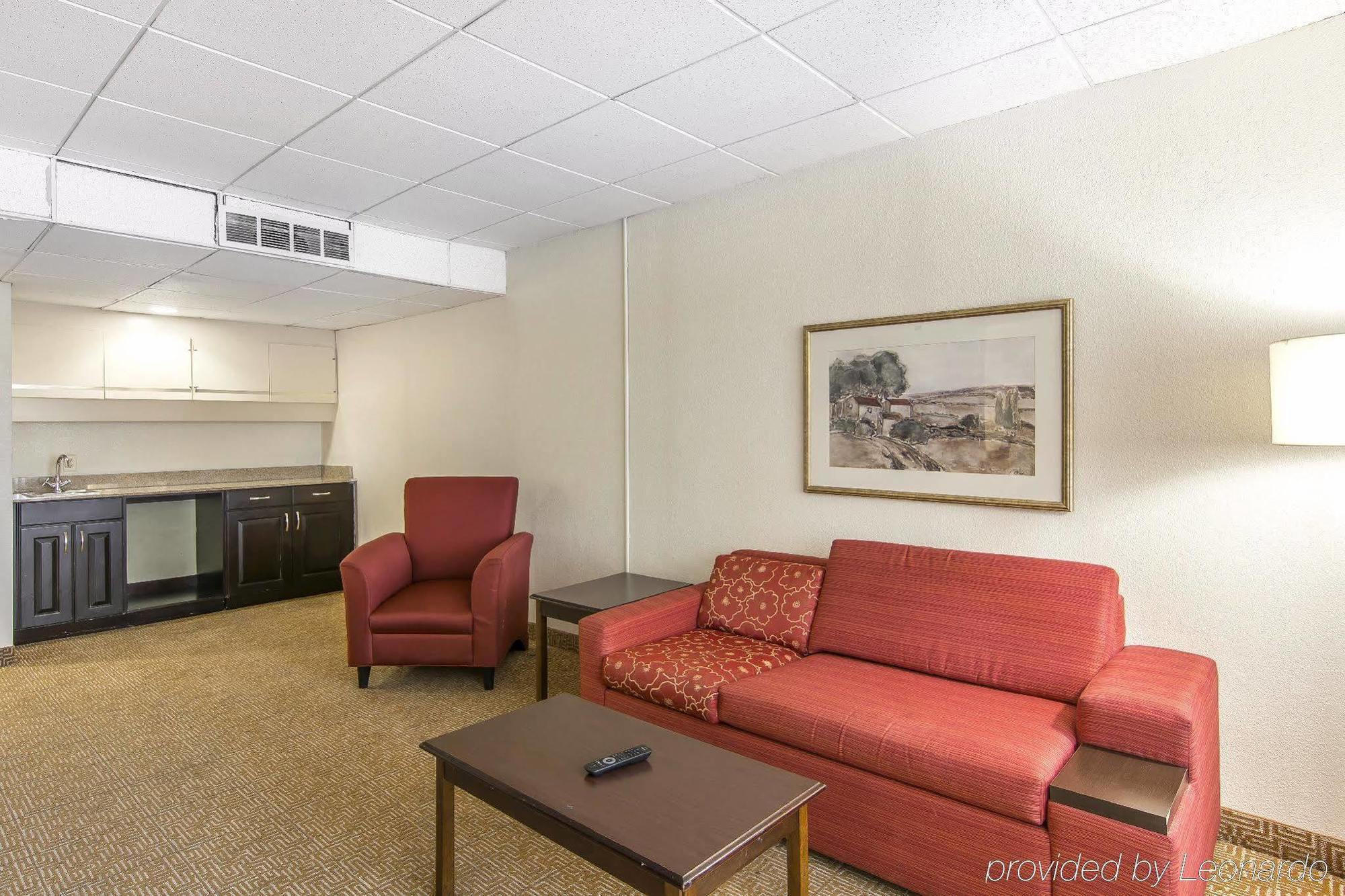 Quality Inn And Suites Conference Center Richmond Exteriér fotografie