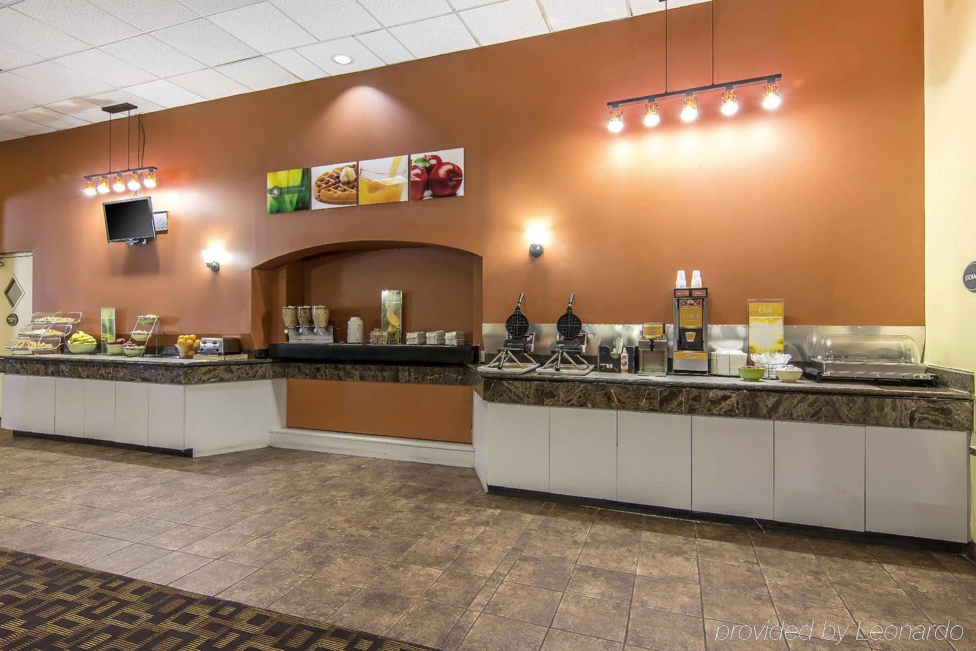 Quality Inn And Suites Conference Center Richmond Exteriér fotografie