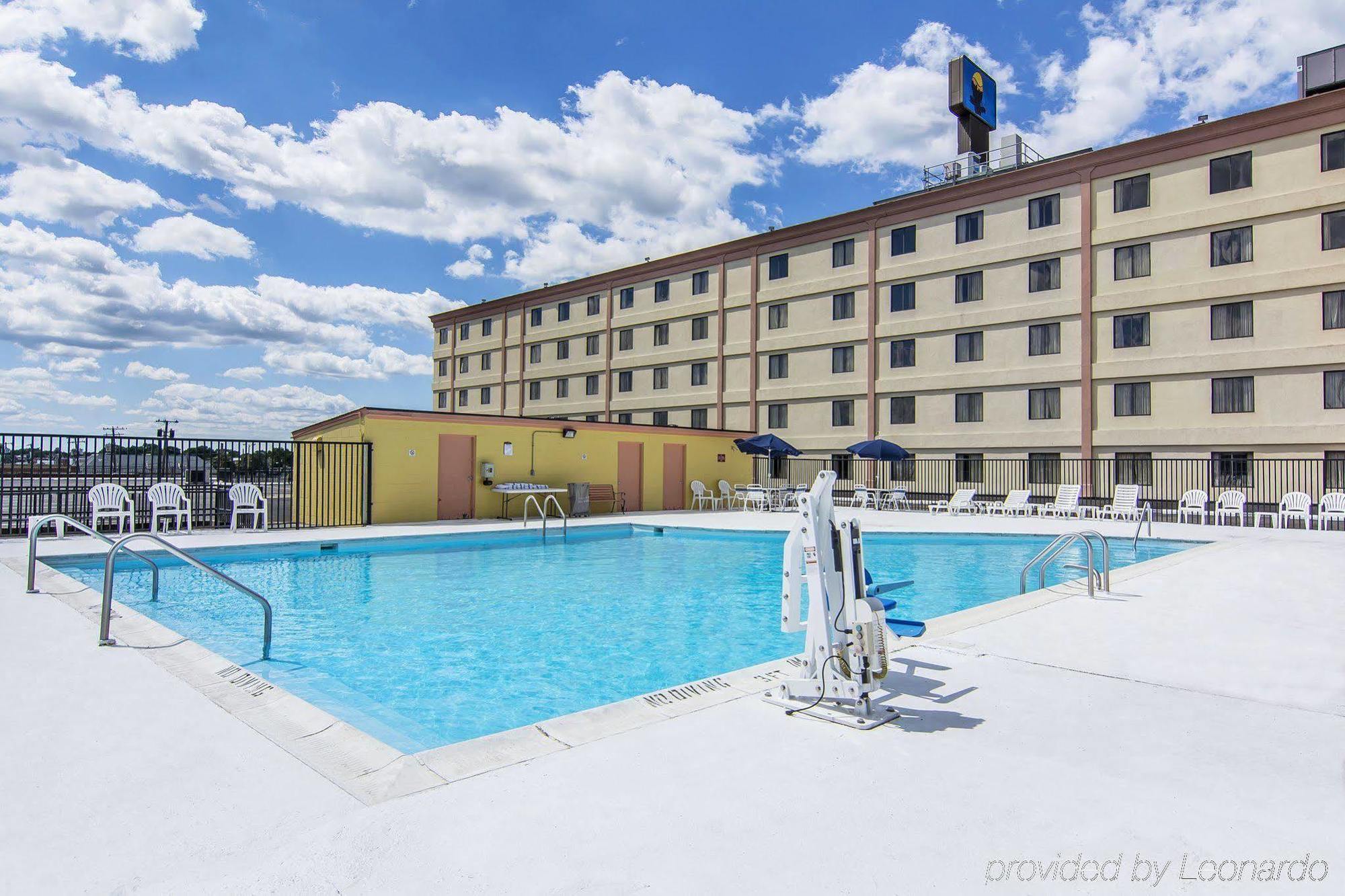 Quality Inn And Suites Conference Center Richmond Exteriér fotografie