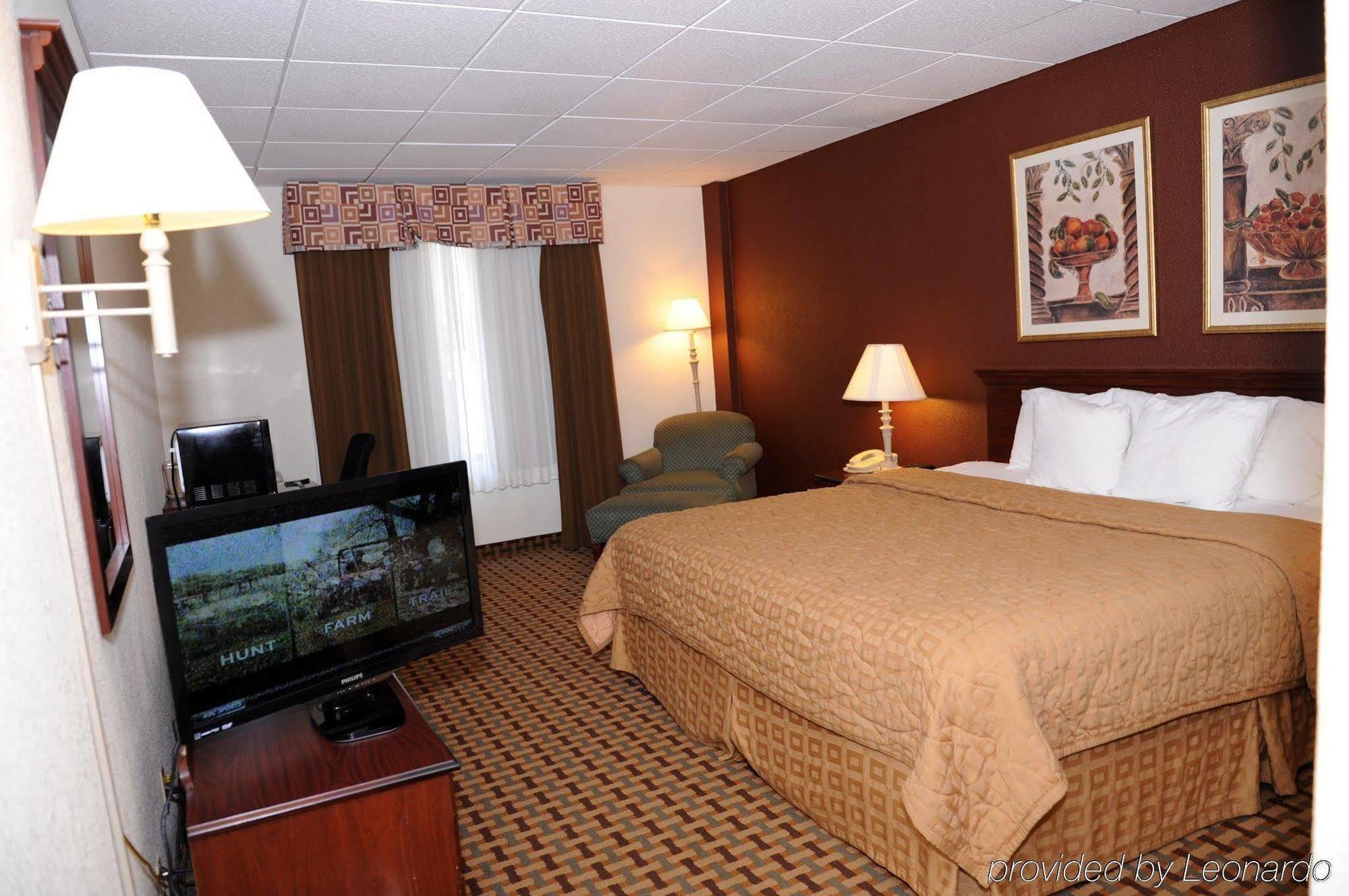 Quality Inn And Suites Conference Center Richmond Pokoj fotografie